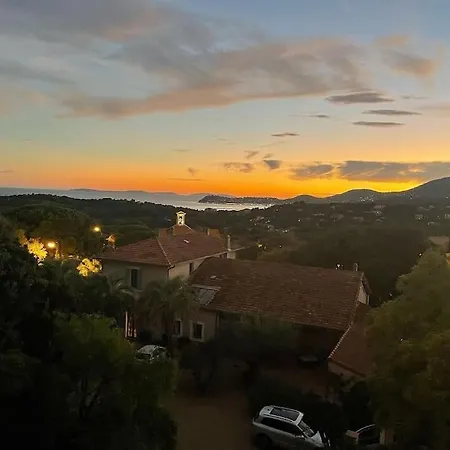 Favoloso Vista Panoramica Mare E Colline